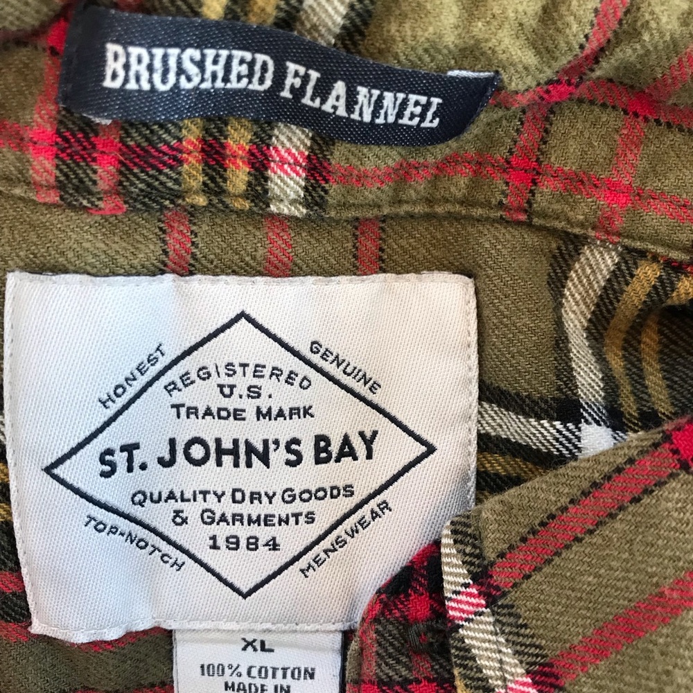 Man’s flannel, St. John bay, size XL